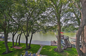 Guadalupe River Retreat Plunge Pool, Private Yard